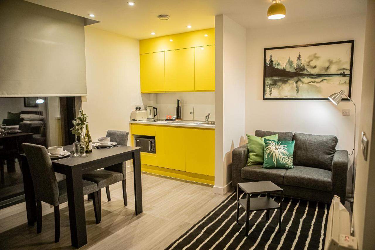 Royal Riverside Apartments Sheffield Centre - Opulent Living المظهر الخارجي الصورة
