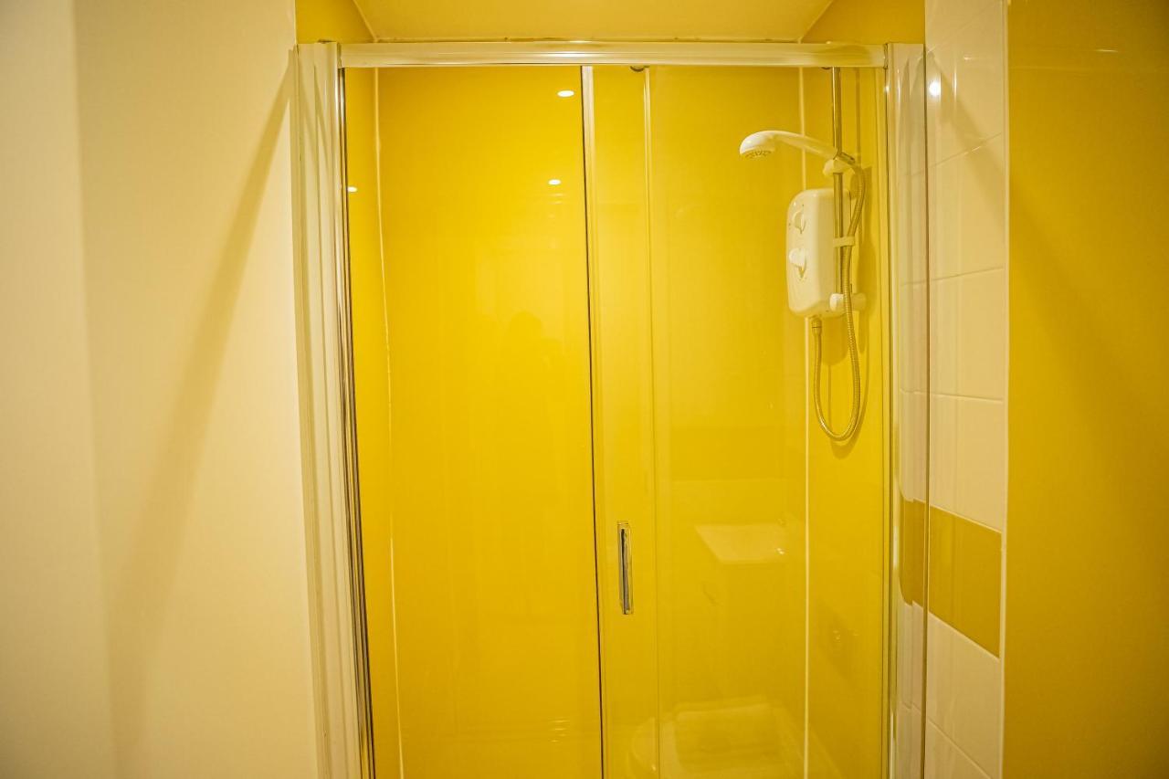 Royal Riverside Apartments Sheffield Centre - Opulent Living المظهر الخارجي الصورة