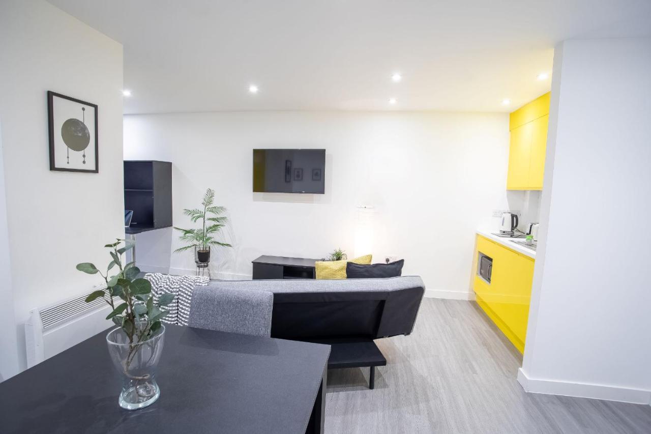 Royal Riverside Apartments Sheffield Centre - Opulent Living المظهر الخارجي الصورة